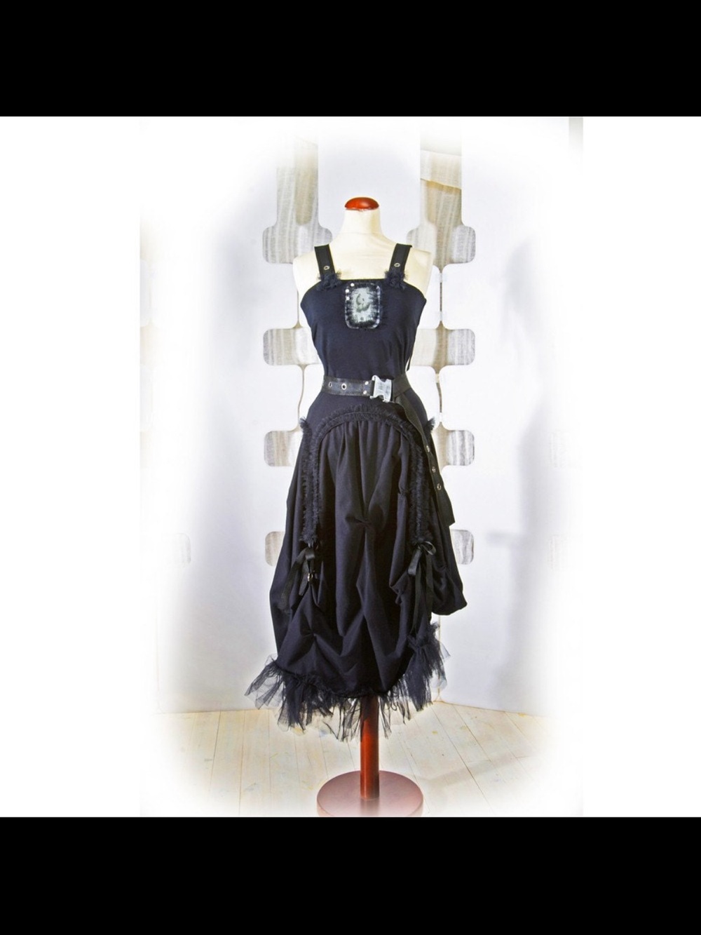 Haute Couture Attila/Tiina Antilla Design brand; Lumme designer dress - Picture 16 of 16
